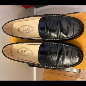 Tods Gommino driving loafers black croc 37.5